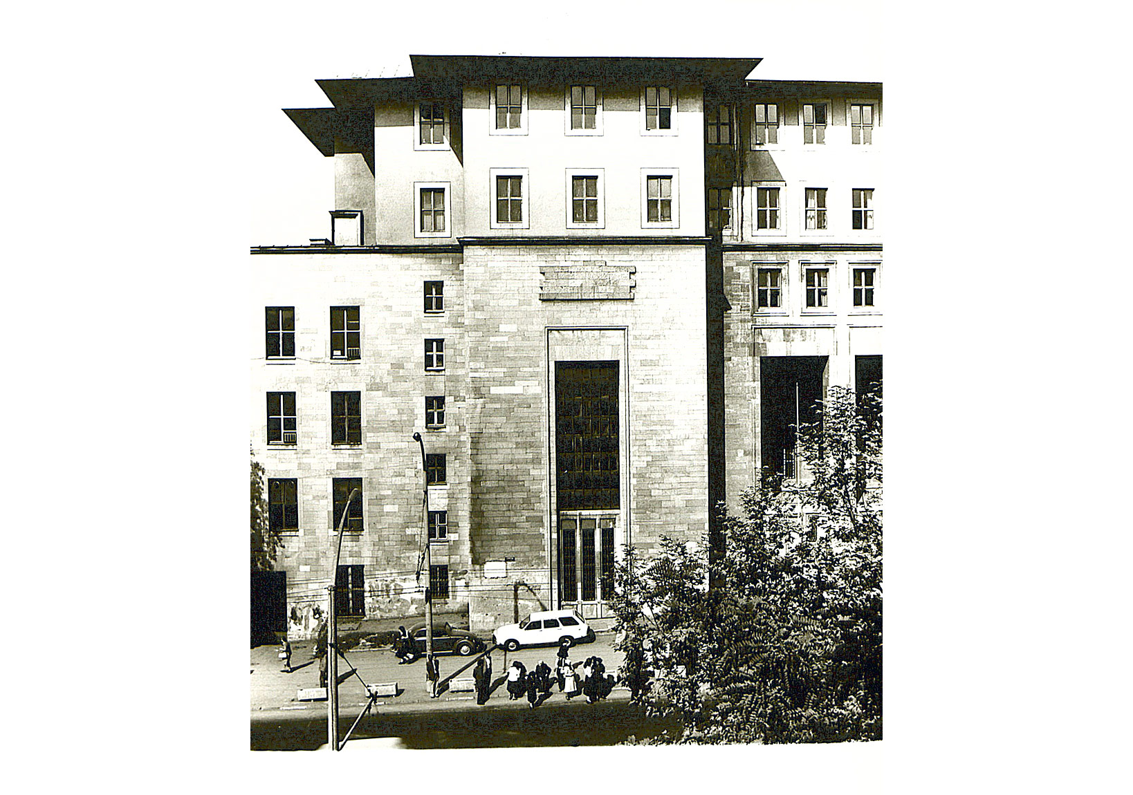 Sınırın Karşı Tarafı İyi mi, Kötü mü?