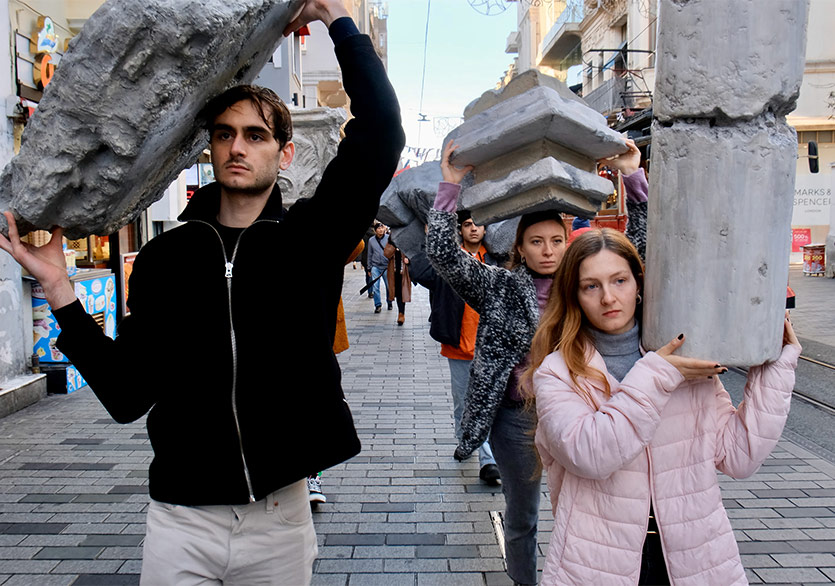 Sınırın Karşı Tarafı İyi mi, Kötü mü?