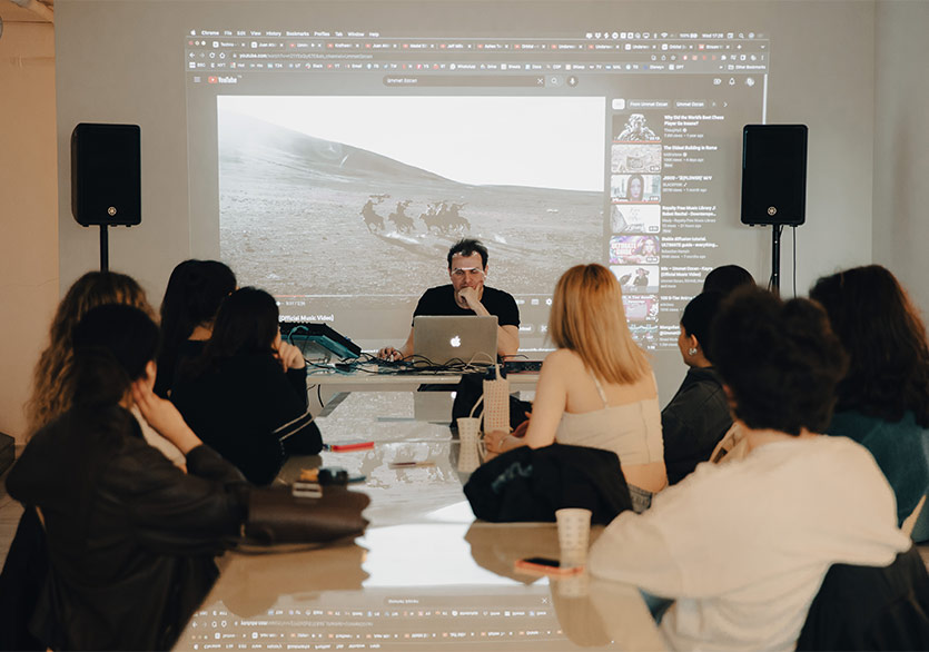 Sınırın Karşı Tarafı İyi mi, Kötü mü?