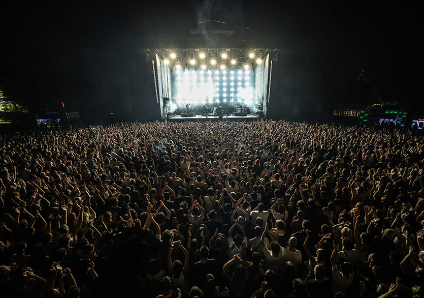 Massive Attack’tan İstanbul’da Tarihi Bir Konser